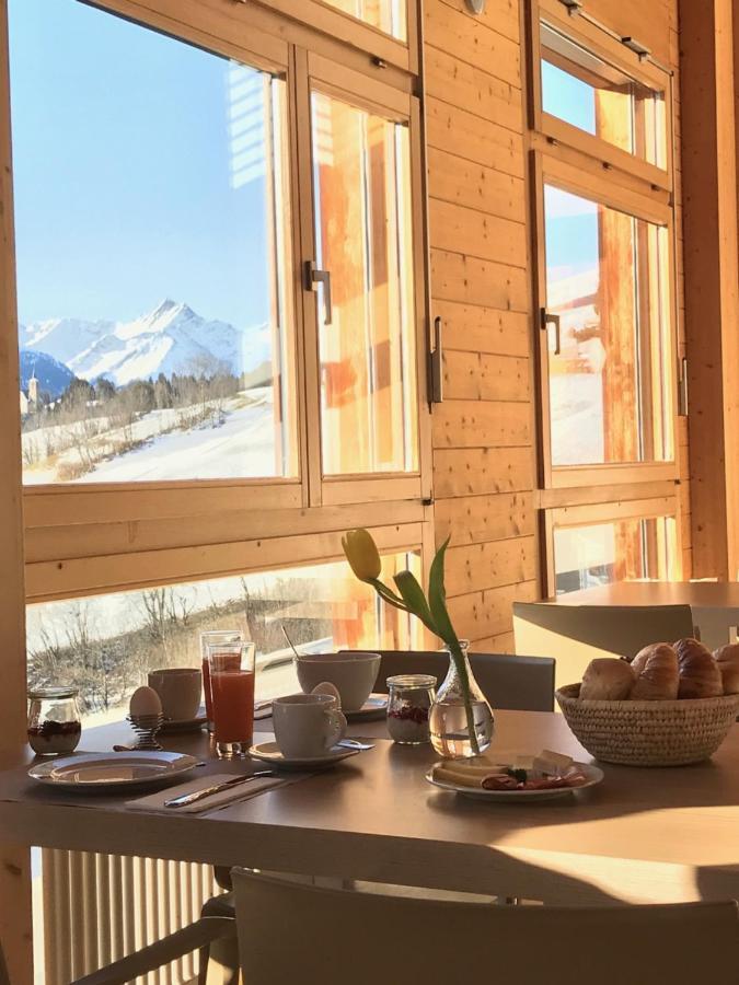 Hotel Miraval Cumbels Екстер'єр фото
